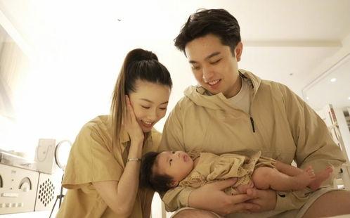 郑家大女儿前夫爆料视频,揭秘婚姻内幕与情感纠葛 第1张 郑家大女儿前夫爆料视频,揭秘婚姻内幕与情感纠葛 第1张